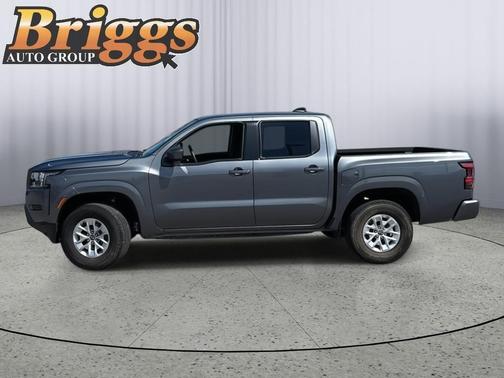 Gun Metallic 2024 Nissan Frontier SV