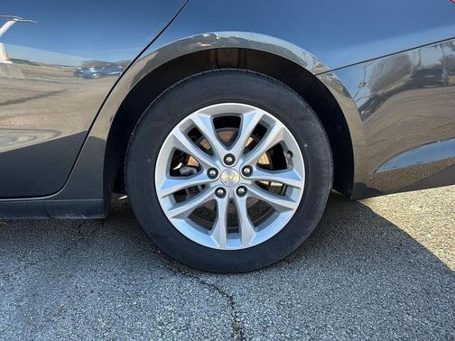 2017 Chevrolet Malibu 1LT