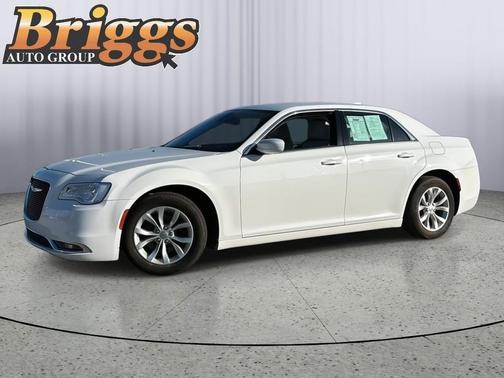 Bright White Clearcoat 2015 Chrysler 300 Limited