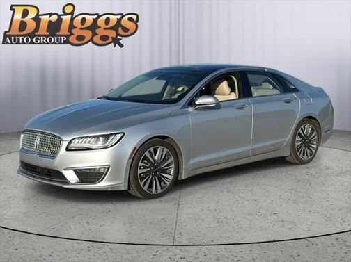 2017 Lincoln MKZ Base