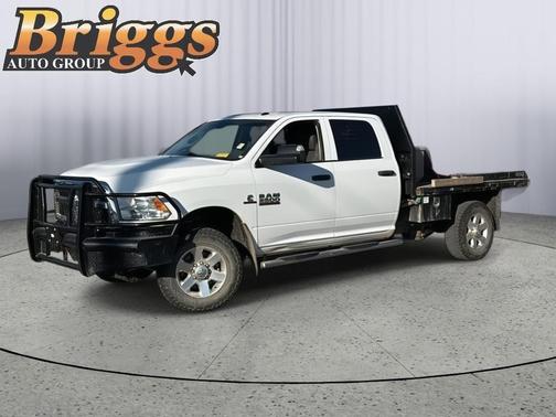 2017 RAM 2500 Tradesman Crew Cab 4x4 8' Box