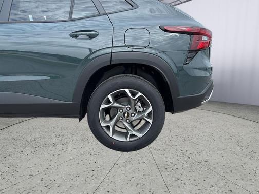 Cypress Gray 2026 Chevrolet Trax LT