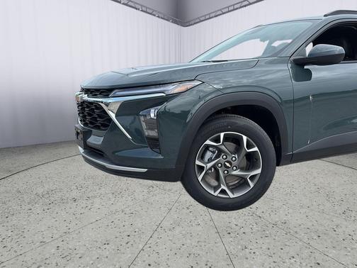 Cypress Gray 2026 Chevrolet Trax LT