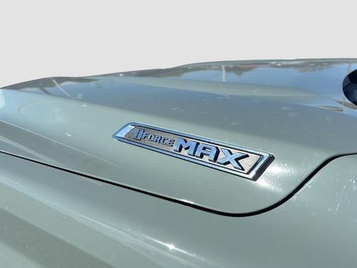 2026 Toyota Tundra Hybrid Platinum