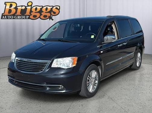 2014 Chrysler Town & Country Touring-L