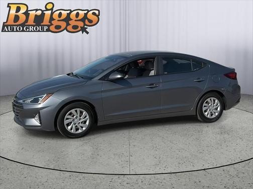 2019 Hyundai ELANTRA SE