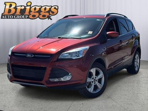 Sunset 2016 Ford Escape SE