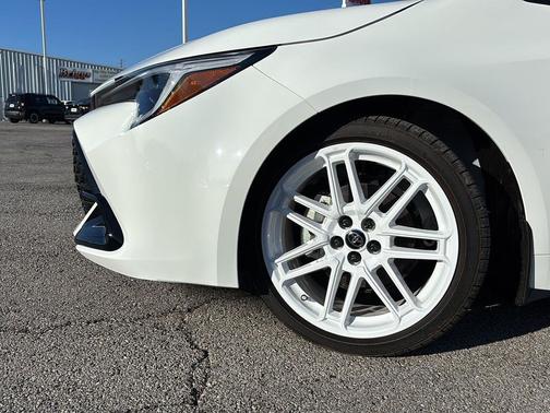 Ice Cap 2026 Toyota Corolla SE