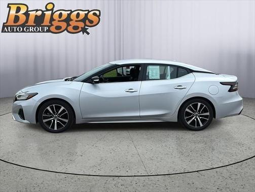 2023 Nissan Maxima SV Xtronic CVT