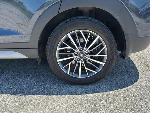2021 Hyundai TUCSON SEL