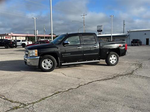Black 2011 Chevrolet Silverado 1500 LT