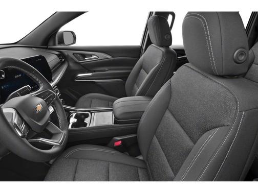Radiant Red Tintcoat 2026 Chevrolet Traverse LT
