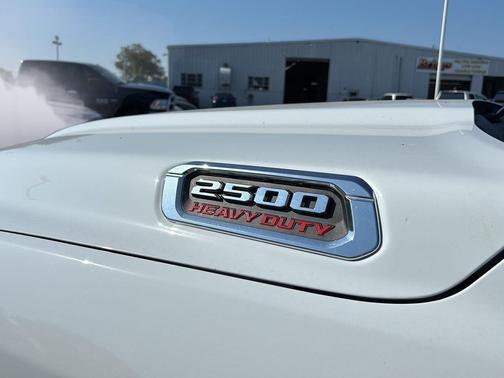 2025 RAM 2500 Tradesman Regular Cab 4x4 8' Box