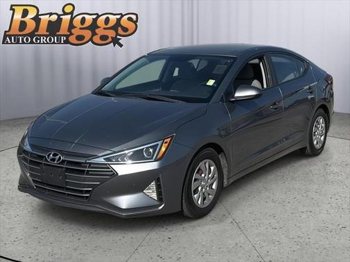 2019 Hyundai ELANTRA SE
