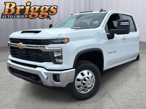 Summit White 2026 Chevrolet Silverado 3500 LT