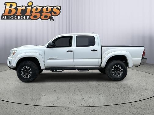 Super White 2014 Toyota Tacoma Base