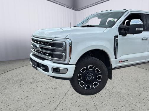 Star White Metallic Tri-Coat 2024 Ford F-250 Platinum