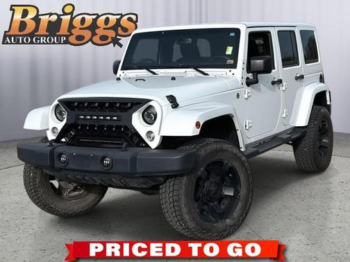 Bright White Clearcoat 2015 Jeep Wrangler Unlimited Sahara