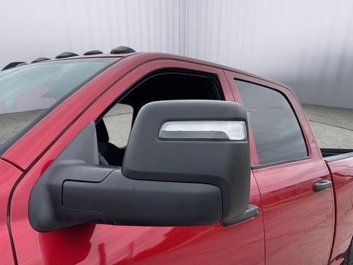 Molten Red Pearlcoat 2026 RAM 2500 Tradesman Crew Cab 4x4 6'4' Box
