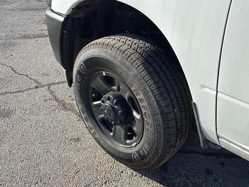 2025 RAM 2500 Tradesman Crew Cab 4x4 8' Box