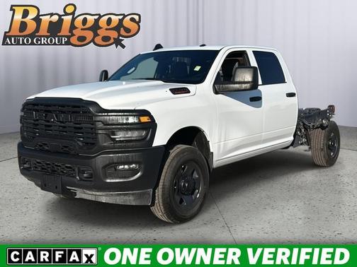 2025 RAM 2500 Tradesman Crew Cab 4x4 8' Box