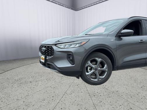 Carbonized Gray Metallic 2025 Ford Escape ST-Line Select