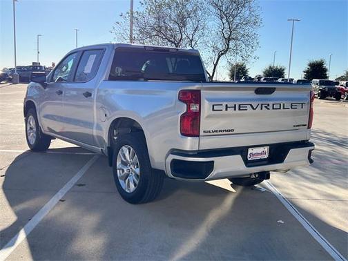 2022 Chevrolet Silverado 1500 Custom