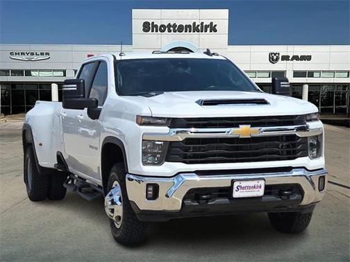 2024 Chevrolet Silverado 3500 LT