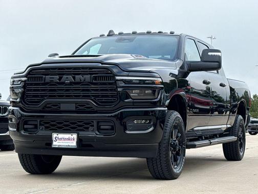 Diamond Black Crystal Pearlcoat 2026 RAM 2500 Laramie Mega Cab 4x4 6'4' Box