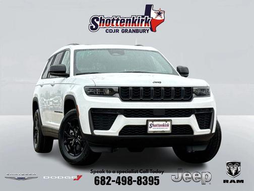 Bright White Clearcoat 2026 Jeep Grand Cherokee L Altitude