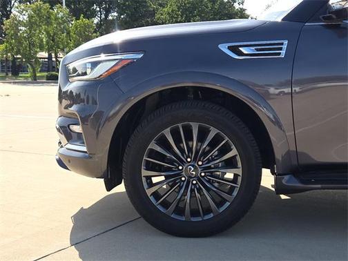 2023 INFINITI QX80 SENSORY AWD