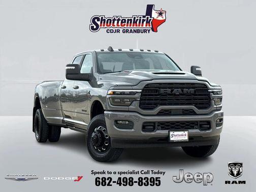 2026 RAM 3500 Laramie Crew Cab 4x4 8' Box