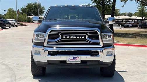 Photo 4 of 32 of 2017 RAM 2500 Longhorn