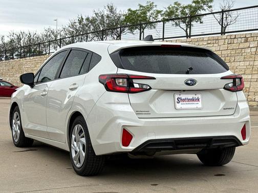 2024 Subaru Impreza Base