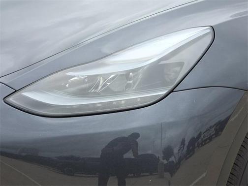 2024 Tesla Model Y Performance Dual Motor All-Wheel Drive