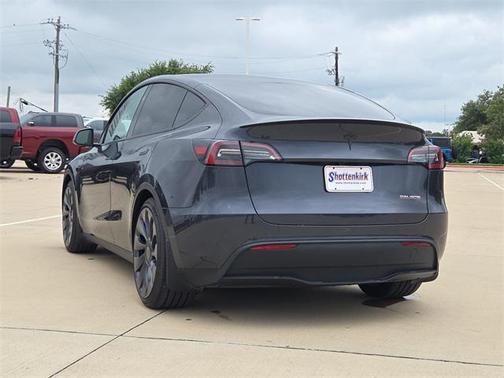 2024 Tesla Model Y Performance Dual Motor All-Wheel Drive
