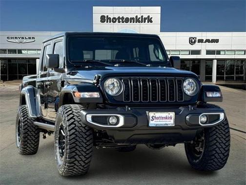 2025 Jeep Gladiator Sport S