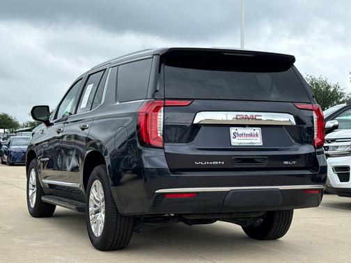 Titanium Rush Metallic 2023 GMC Yukon SLT