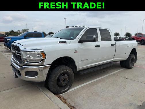 2021 RAM 3500 Tradesman Crew Cab 4x4 8' Box