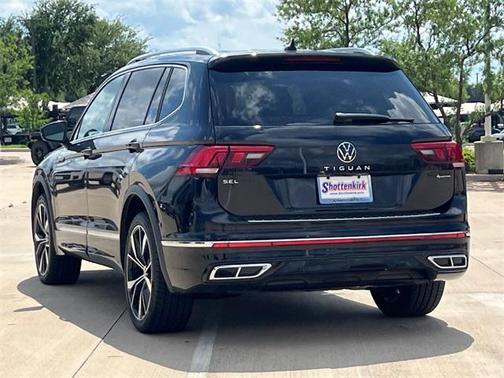 2022 Volkswagen Tiguan 2.0T SEL R-Line 4MOTION