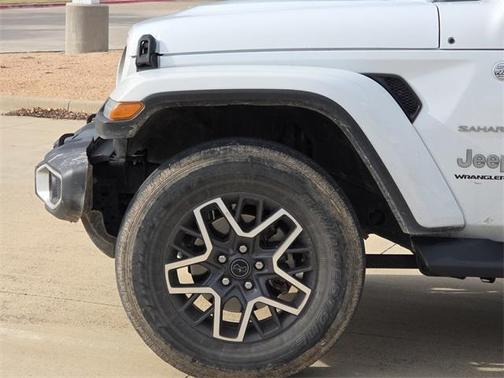 2024 Jeep Wrangler 4-Door Sahara 4x4