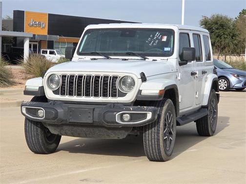 2024 Jeep Wrangler 4-Door Sahara 4x4