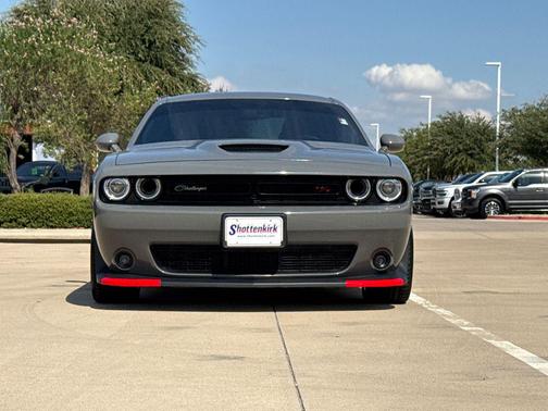 Destroyer Gray Clearcoat 2023 Dodge Challenger R/T Scat Pack
