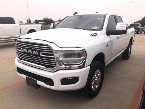 2024 RAM 2500 Laramie Crew Cab 4x4 6'4' Box
