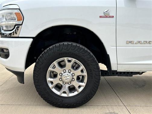 2024 RAM 2500 Laramie Crew Cab 4x4 6'4' Box