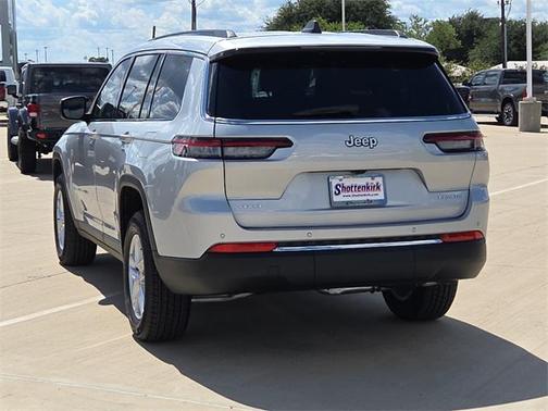 2025 Jeep Grand Cherokee L Laredo