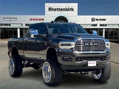 2024 RAM 2500 Laramie Crew Cab 4x4 6'4' Box
