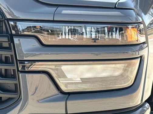 2026 RAM 2500 Black Express Crew Cab 4x4 6'4' Box