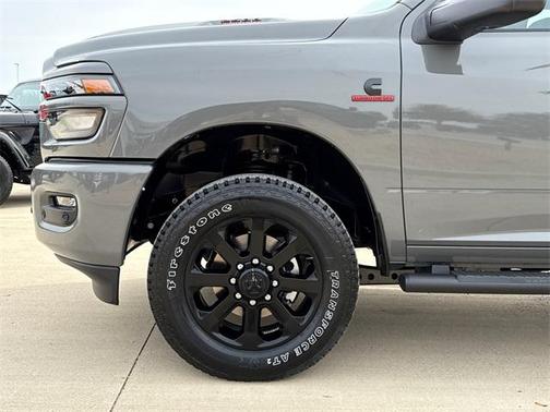 2026 RAM 2500 Black Express Crew Cab 4x4 6'4' Box