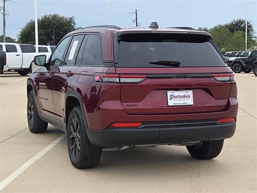 2024 Jeep Grand Cherokee Altitude